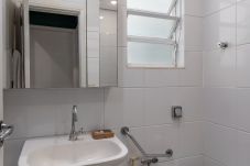 Apartamento em Rio de Janeiro - RDL1112 (Zona4)