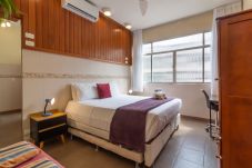 Apartamento em Rio de Janeiro - STC905 (Zona3)