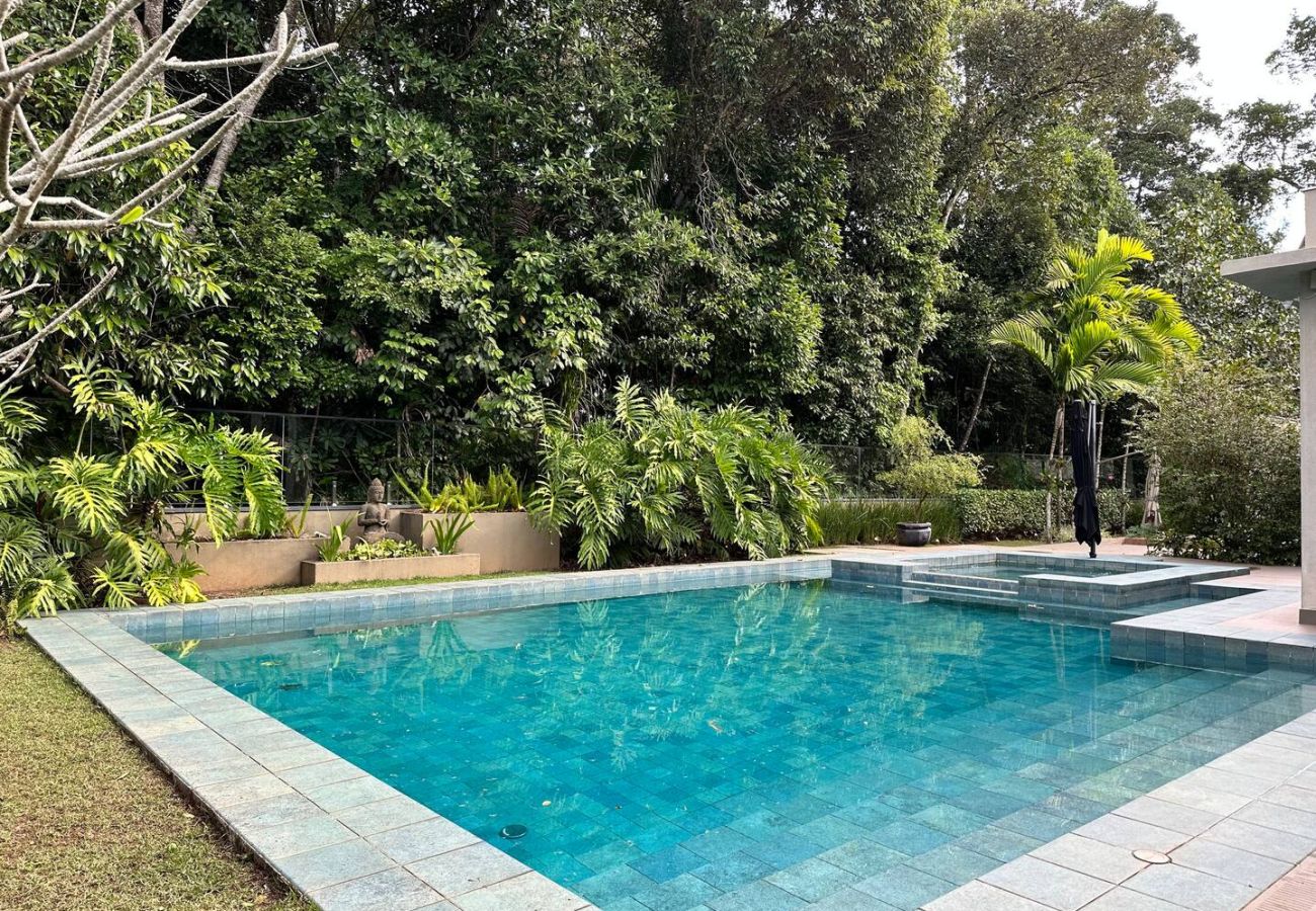 Casa em Riviera de São Lourenço - Mansão 6 suites Riviera