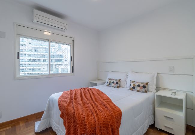 Apartamento em São Paulo - PG596-225B