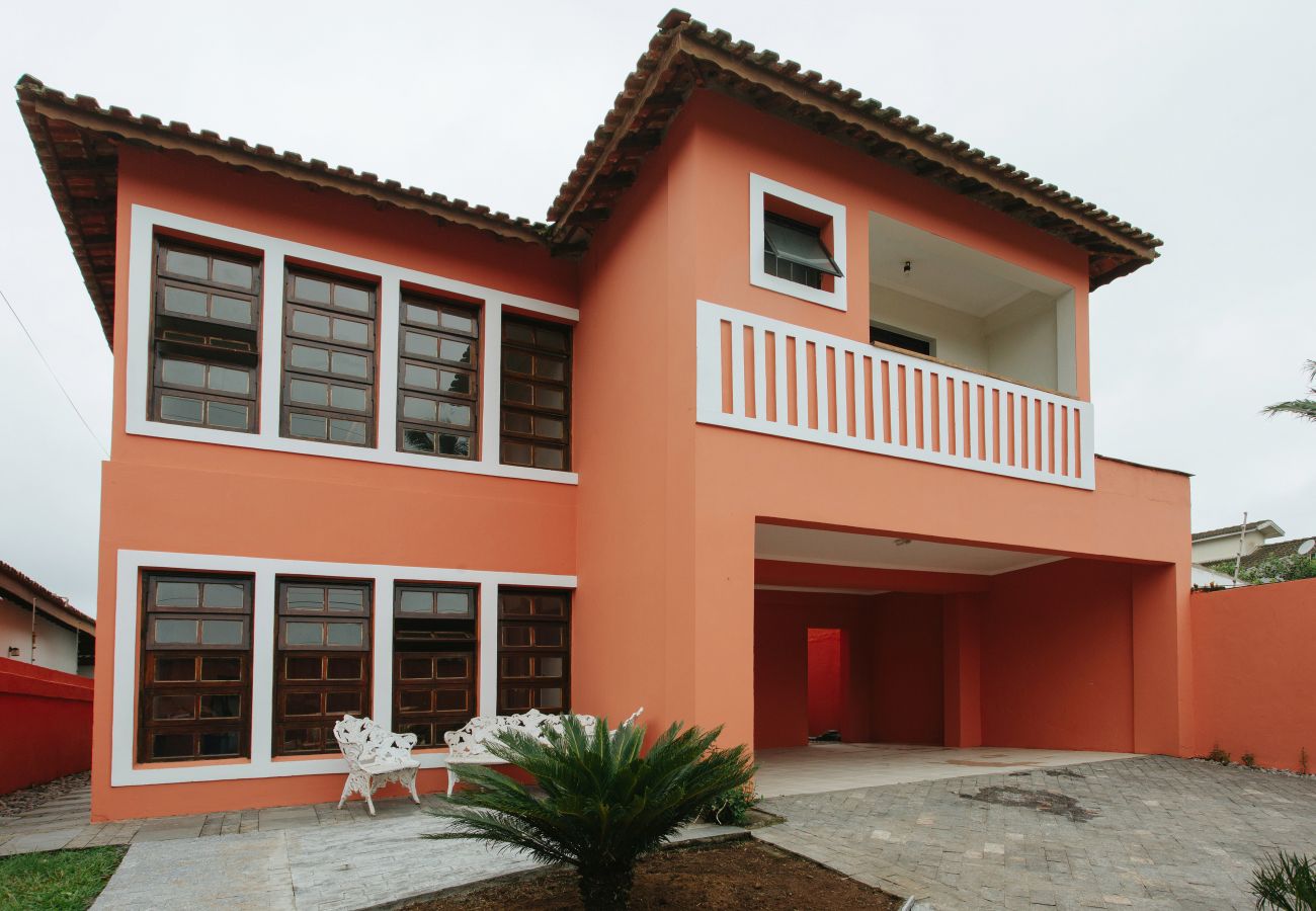 House in Guarujá - CASAPERNAMBUCO 100mts da praia