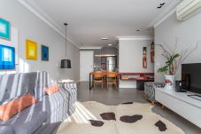Modern and cozy living room