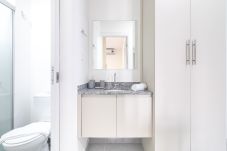 Apartment in São Paulo - Cardeal Arcoverde  201 -  3 p / 1q